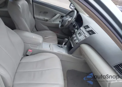 2011 Toyota Camry Le z USA, uszkodzony, nr VIN 4T4BF3EK9BR094699